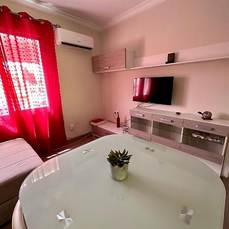 Precioso Apartamento 3 Dormitorios, Aire Acondicionado Menos 10 Min A Pie Feria Jerez De La Frontera Bagian luar foto