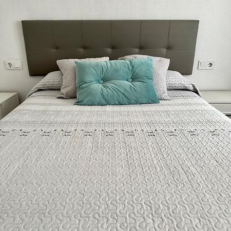 Precioso Apartamento 3 Dormitorios, Aire Acondicionado Menos 10 Min A Pie Feria Jerez De La Frontera Bagian luar foto