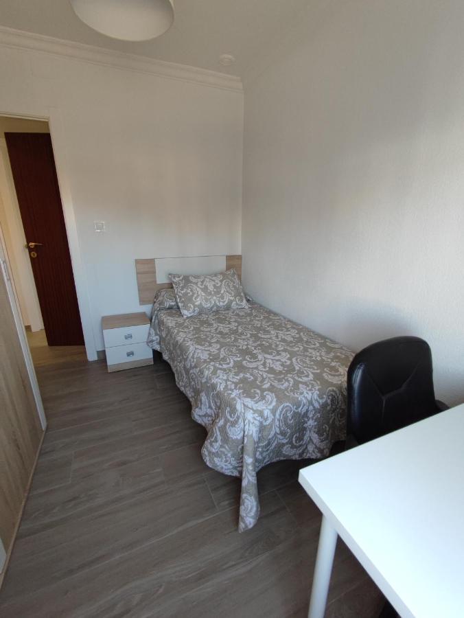 Precioso Apartamento 3 Dormitorios, Aire Acondicionado Menos 10 Min A Pie Feria Jerez De La Frontera Bagian luar foto